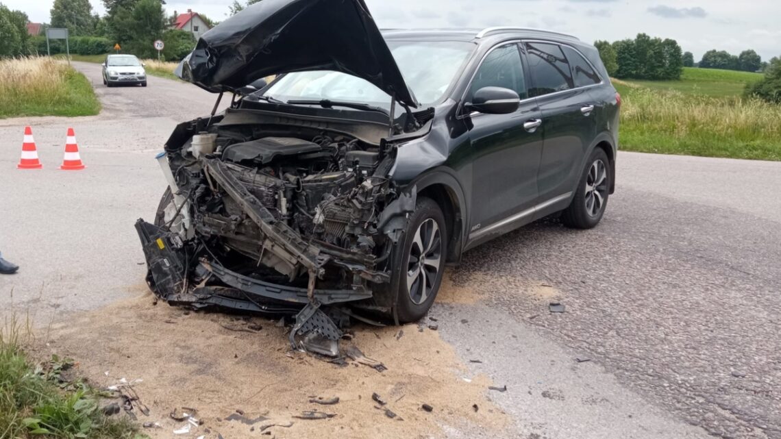 GROŹNA KOLIZJA W GMINIE PROSTKI GROŹNA KOLIZJA W GMINIE PROSTKI