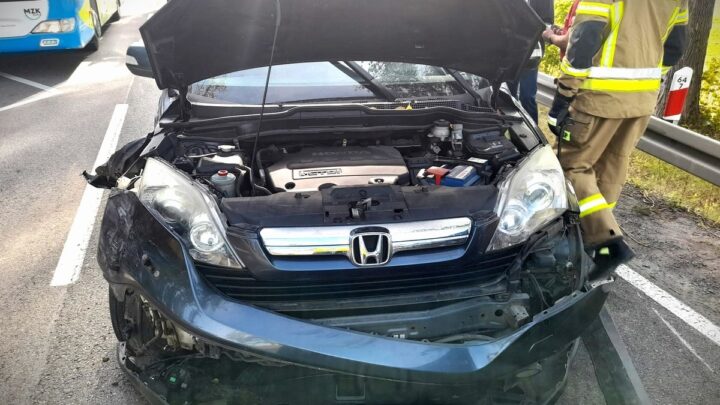 Nieuwaga podczas wyprzedzania zakończyła się kolizją