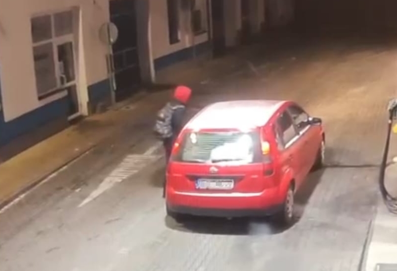 Chciał odjechać cudzym autem – został zatrzymany Chciał odjechać cudzym autem – został zatrzymany