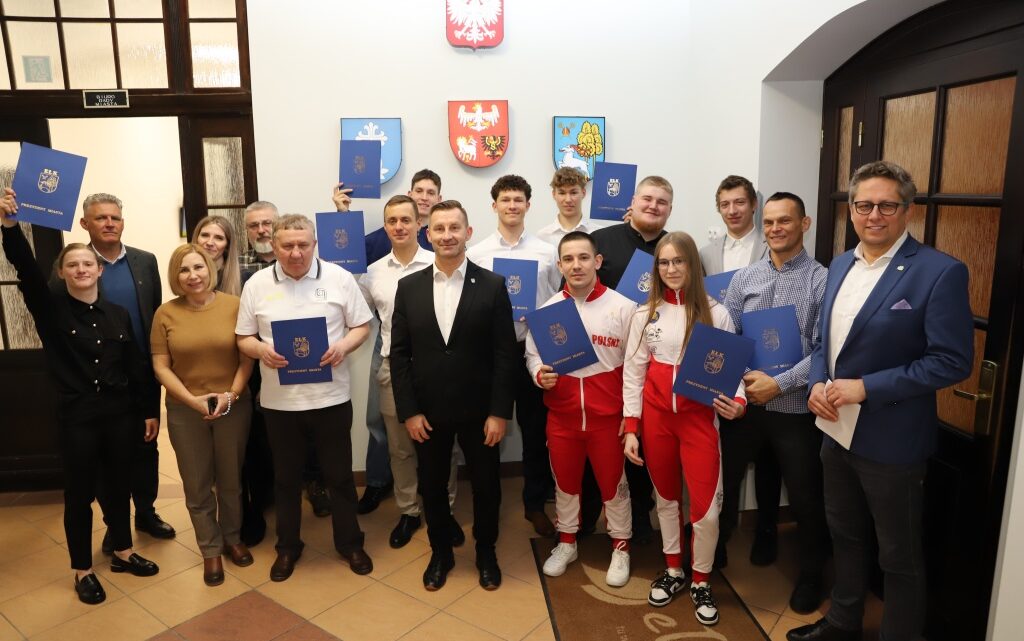 Ełk sportowcami stoi! 15 stypendiów trafiło do 11 zawodników i 4 trenerów