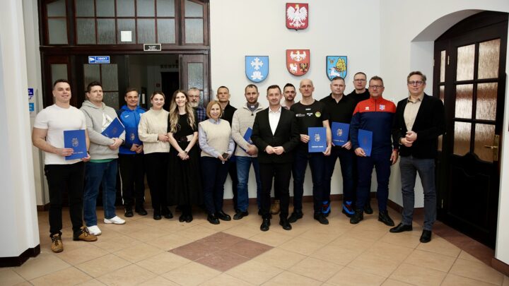 Wręczenie dotacji z zakresu rozwoju sportu w Ełku