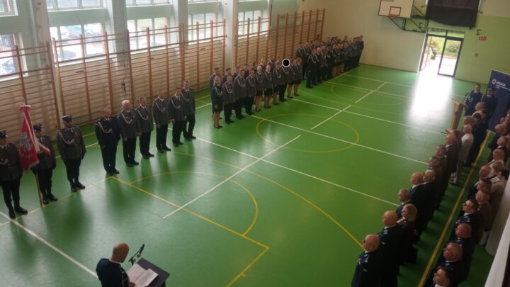 Dziękujemy policjantom za ich codzienną służbę