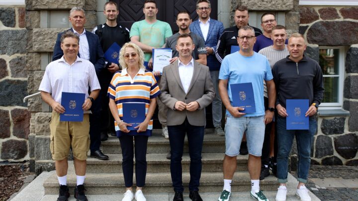 Wręczenie dotacji z zakresu rozwoju sportu w Ełku