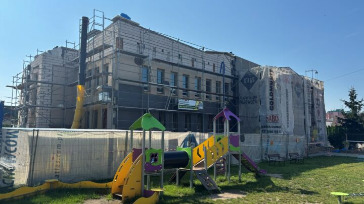 Trwają prace termomodernizacyjne SP1 oraz Przedszkola „Bajka”